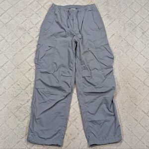 Aritzia TNA Pants Womens S Gray Cargo Utility Parachute Surplus Wide Leg Baggy